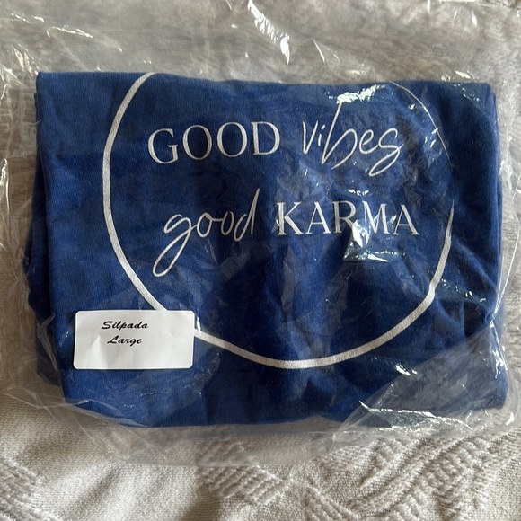 T Shirt Silpada Blue Large - Picture 6 of 6